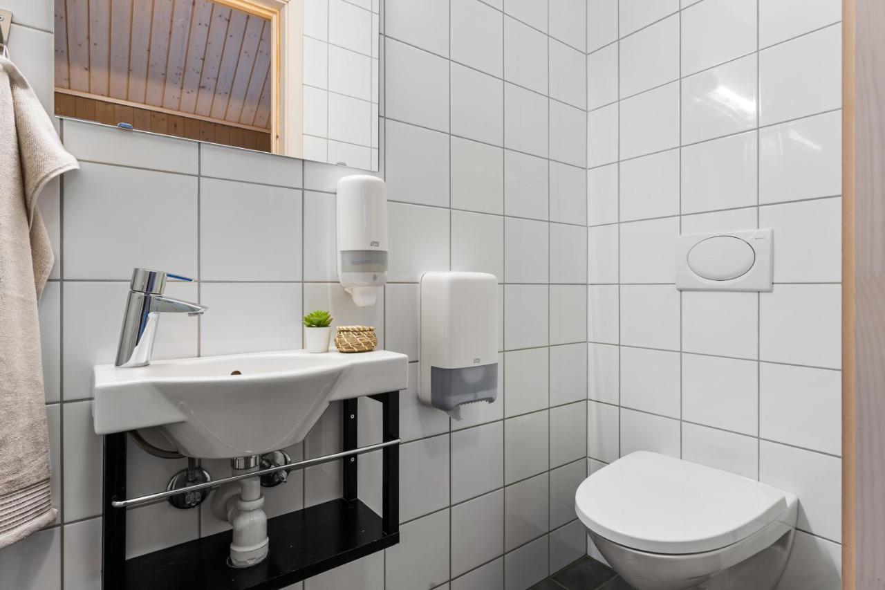 Hotel Mikkelparken Ferietun Kinsarvik Esterno foto