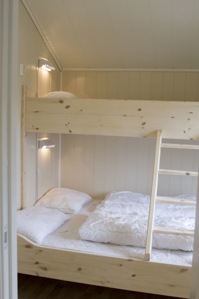 Hotel Mikkelparken Ferietun Kinsarvik Esterno foto